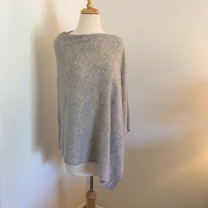 Lightweight grey cashmere poncho